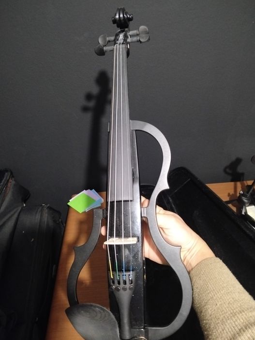 Violino elétrico Bentley Extremamente novo