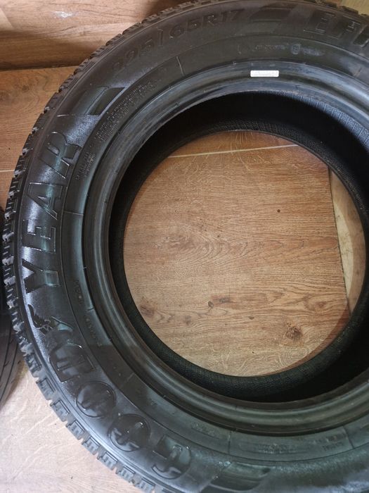 Goodyear R17 225/65 2012 пара літніх шин, 5 мм