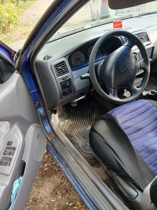 Продам нісан альмера