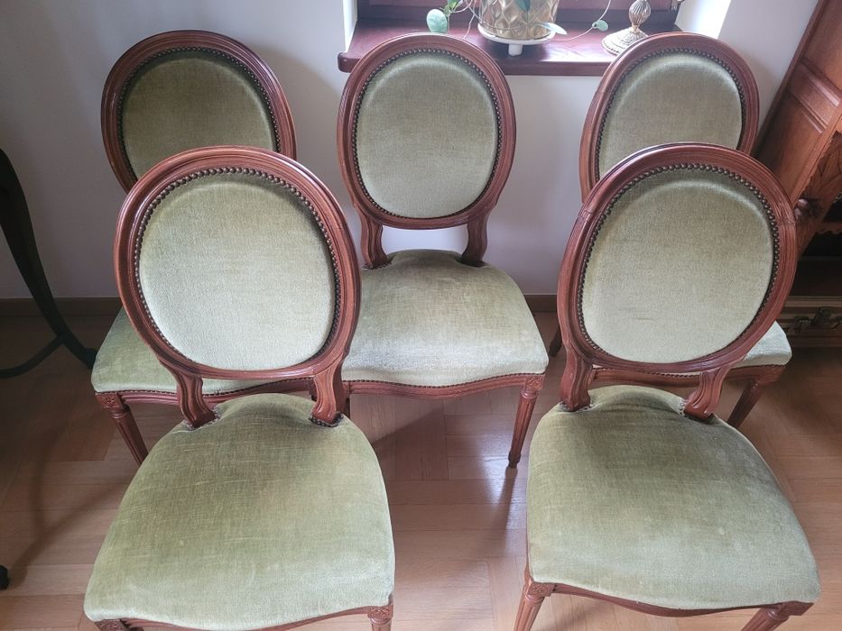 Komplet krzeseł medalion zielony welur, dąb