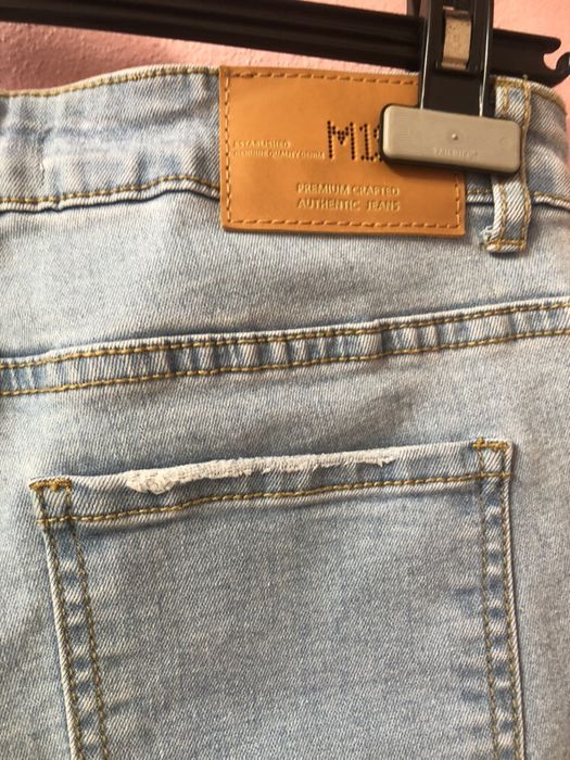 Calças de Ganga / Jeans bordados com flores e pássaro 38 (usadas 1x)