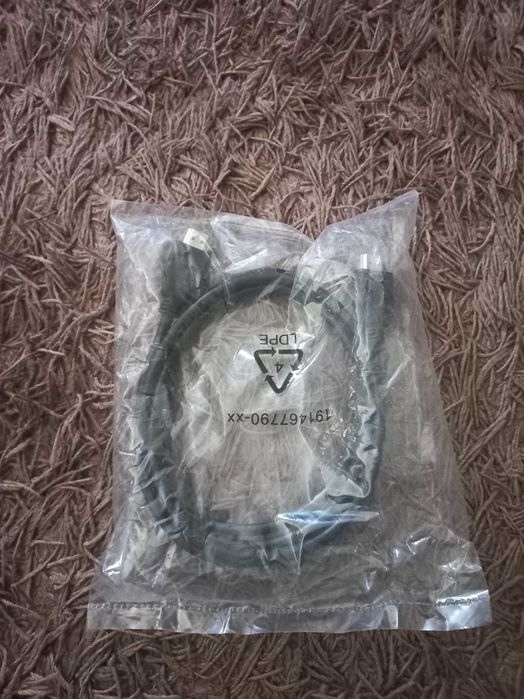 Cabos para equipamentos eletrónicos