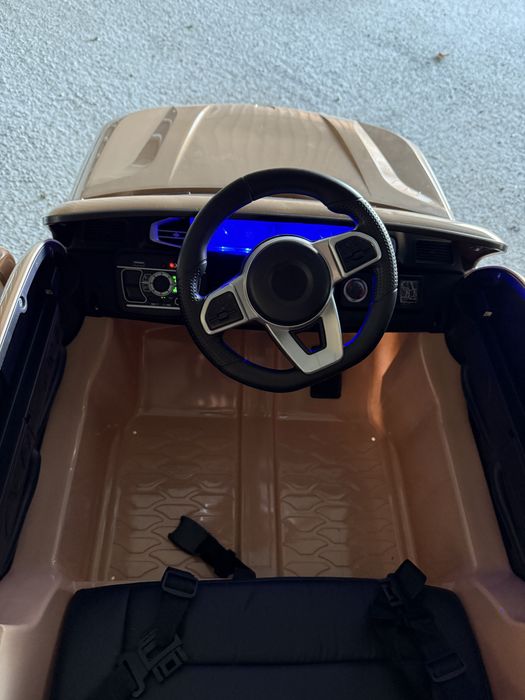 Pojazd na akumulator 4x 12V 180W dla dzisci autko z pilotem nowe