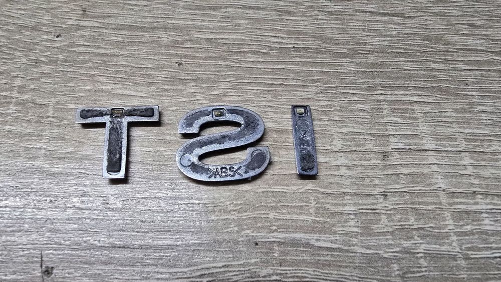 Emblemat TSI  Passat b6