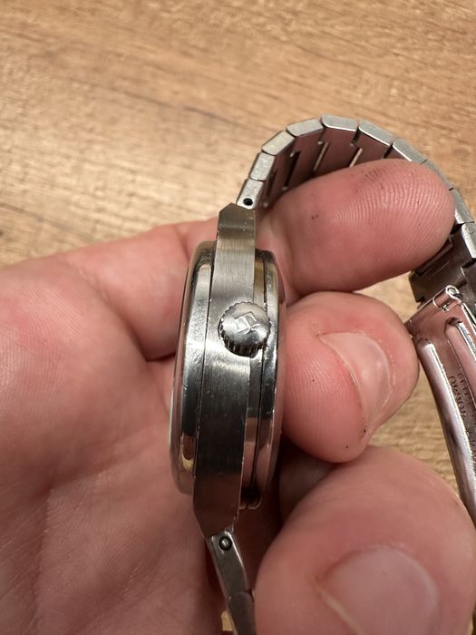 Tissot Seastar (ze zintegrowaną bransoletą) cal.2030