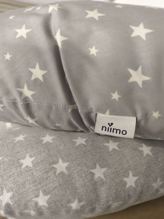 Almofadas amamentação Niimo e outra