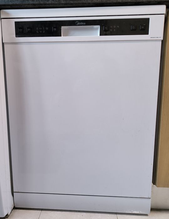 Máquina de lavar a loiça Midea
