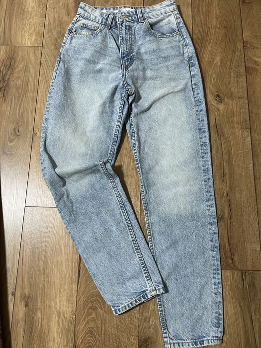 Джинси Bershka (xs-s)