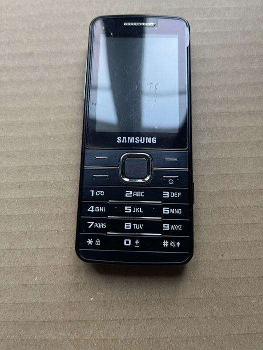 Samsung GT-S5611 jak nowy