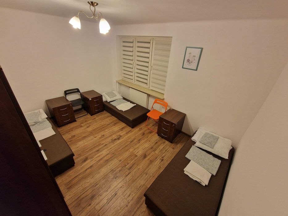 Hostel Łomianki, Kwatery dla pracowników, pokoje do wynajęcia