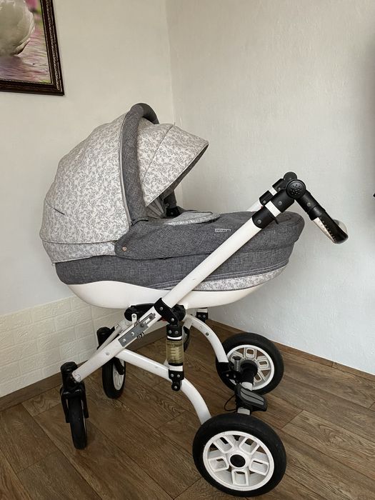 Коляска 2 в 1 як дівчинки так і для хловчика
