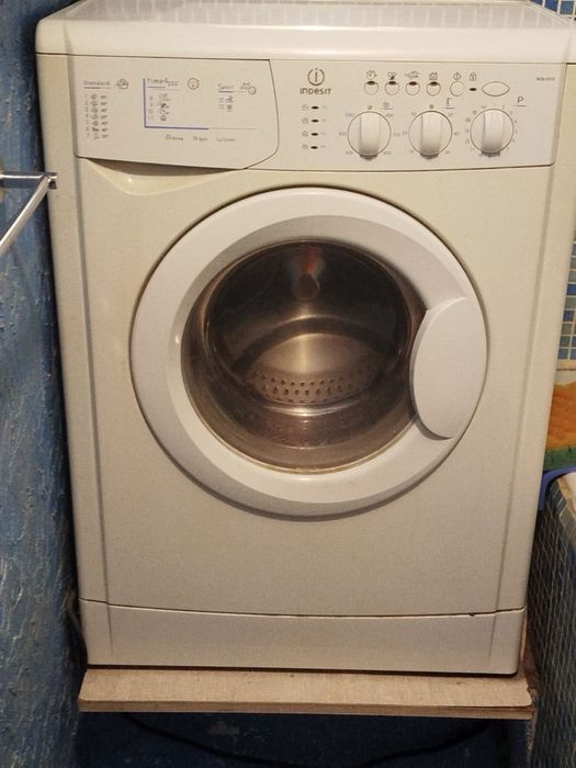 Продам однокімнатну квартиру вул.Заболотного 128.