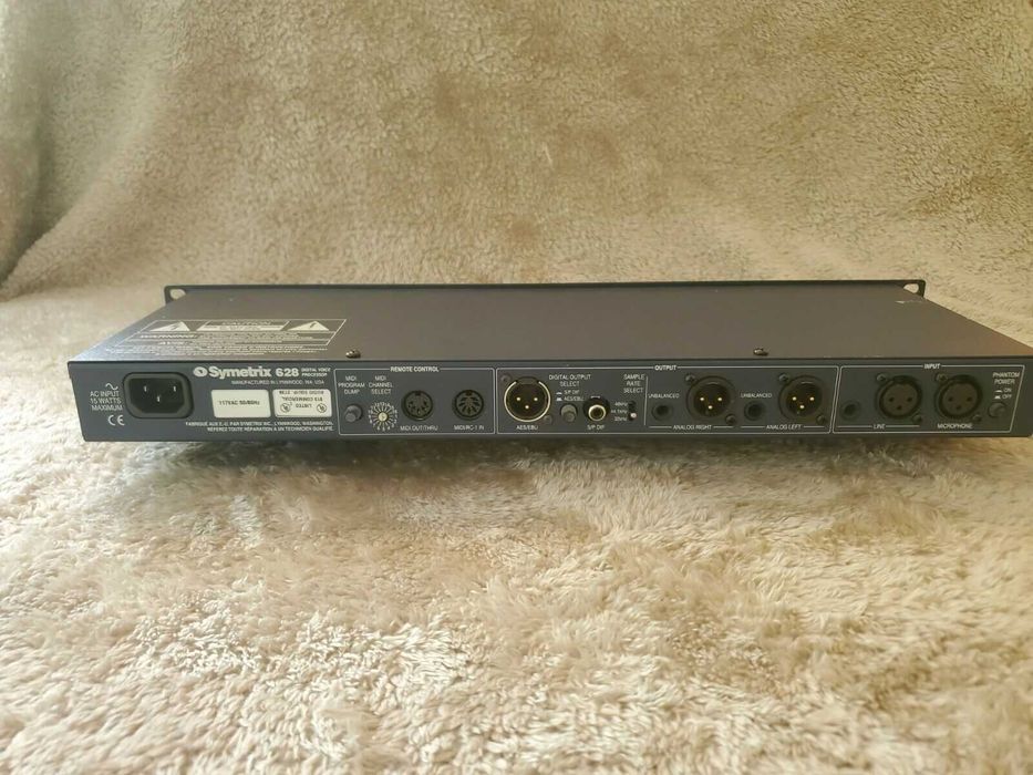 Вокальный процессор Symetrix 628