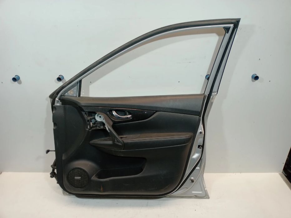 Porta frente direita NISSAN X-Trail (T32)