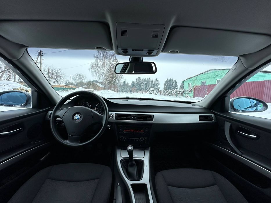 BMW e91 318i 2007