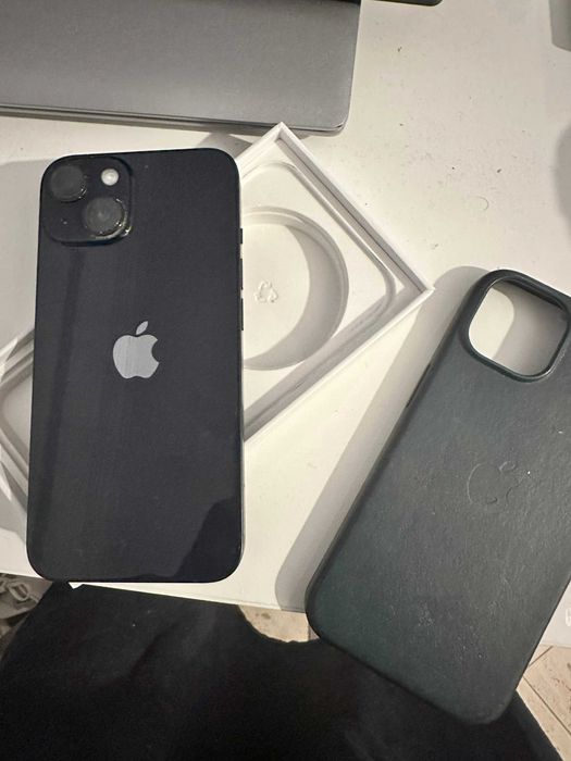 iPhone 14 128GB em garantia por mais 2 anos