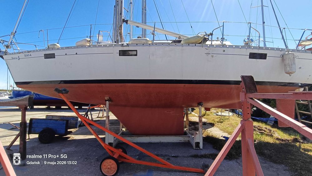 Jacht żaglowy BENETEAU Oceanis 390