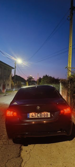 B M W e60 520d .