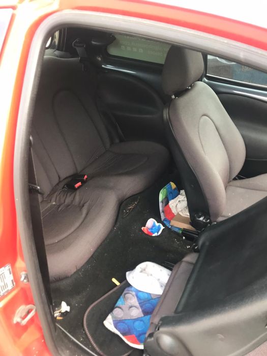 Ford Ka com volante a direita