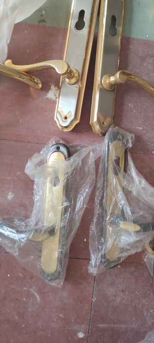 ручка для вхідної двері