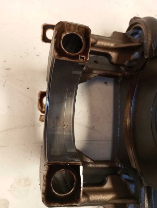 Módulo Veios de Contra-Balanço e Mancal Motor OM651 Mercedes (A6510130436)