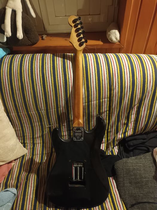 Vester Stratocaster modificada