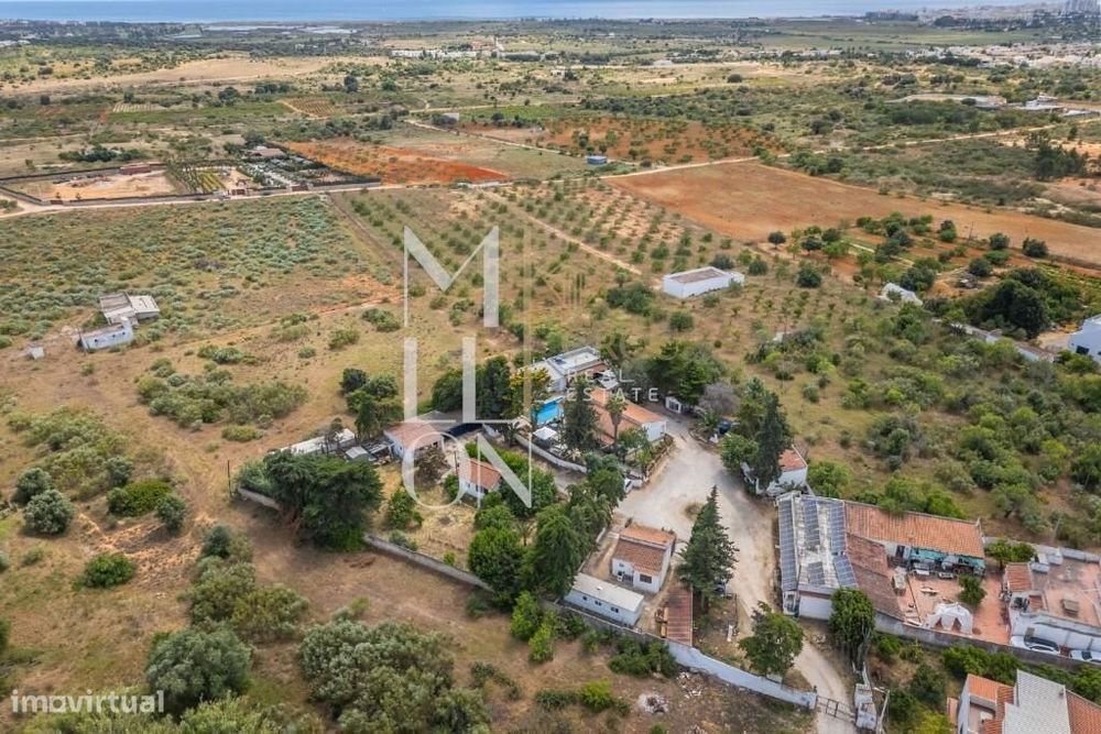 Quinta de Investimento com 10 Habitações Arrendadas  | Pêra – Algarve