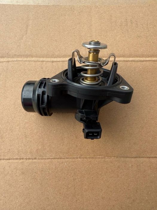 Продам новий термостат BorgWarner на двигун n46 b20