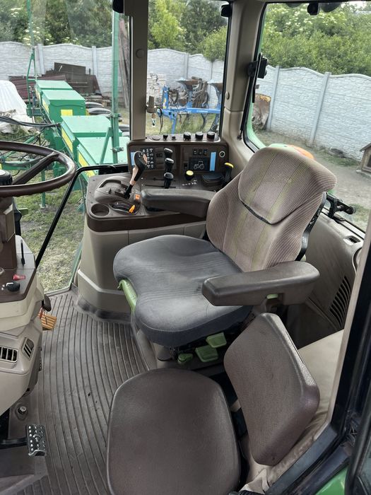 Продам John Deere 6920