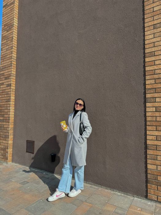 Пальто Reserved міді