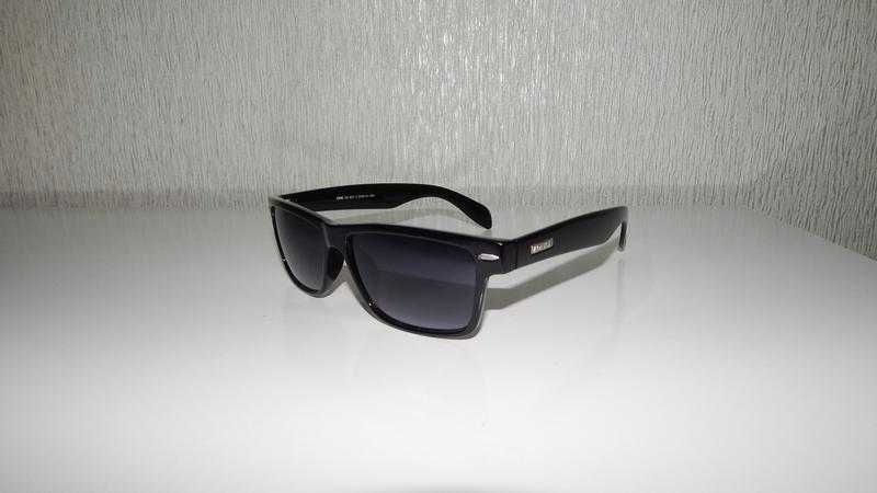 Очки солнцезащитные мужские  aolise