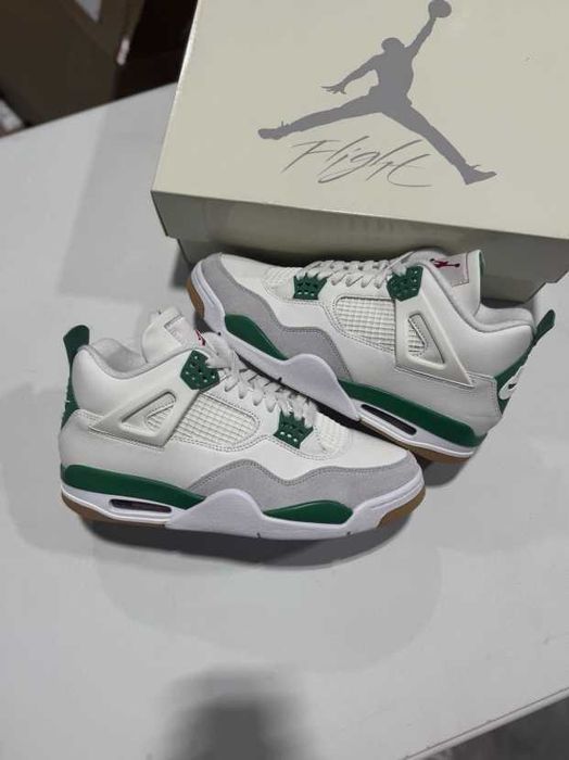 Jordan 4 Retro Pine Green R.37