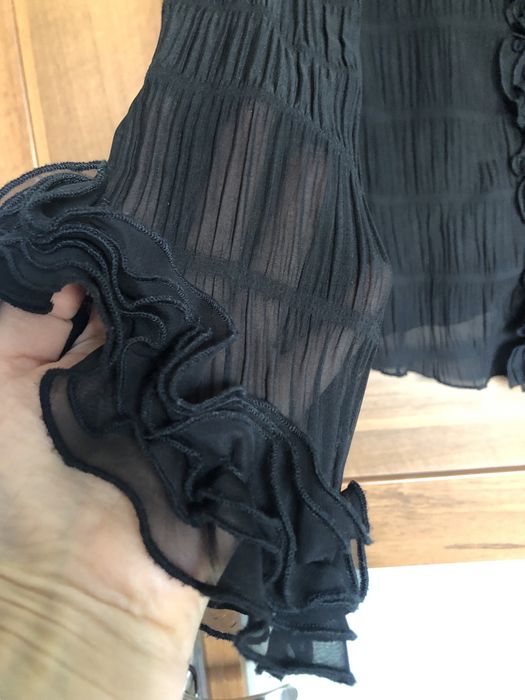 Bluzka czarna przezroczysta z falbanami gothic rozm S/ M