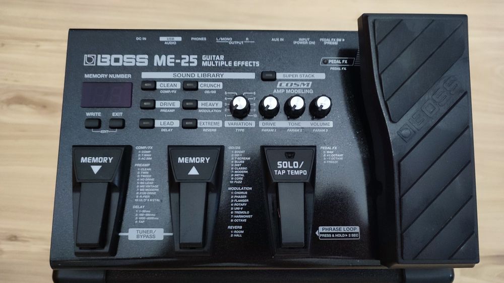 ギター BOSS ME-25 BOSS ME-25 multiefekt gitarowy - cena, opinie | Sklep