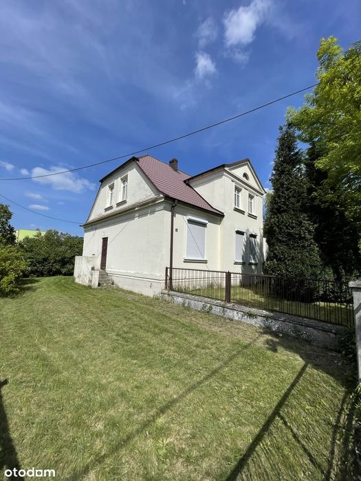 Stylowy dom po generalnym remoncie – 200 m², działka 1.000 m²,