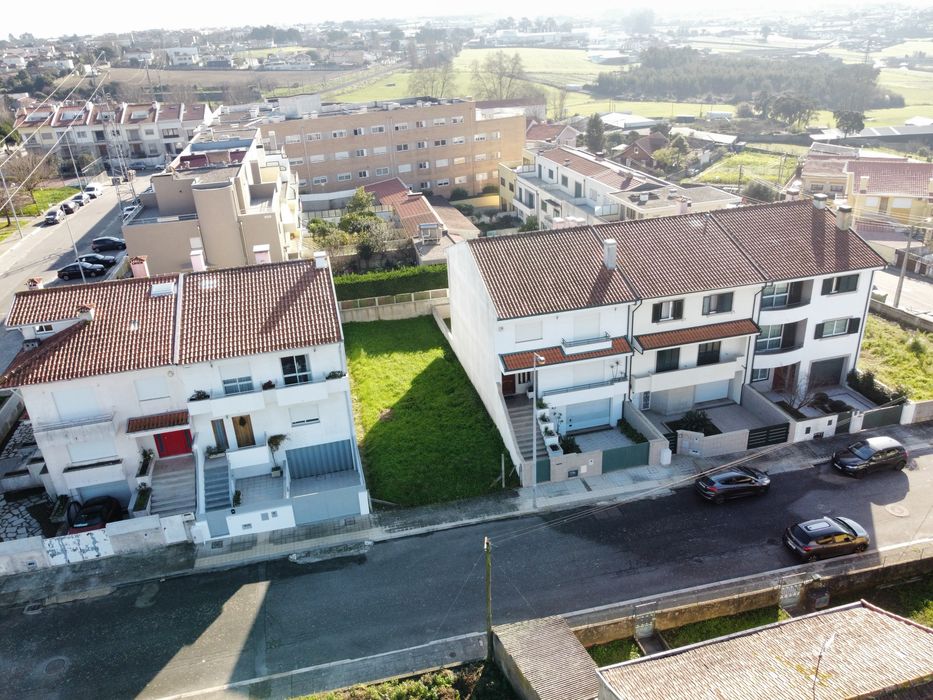 Lote em Leça do Balio de para moradia com projeto