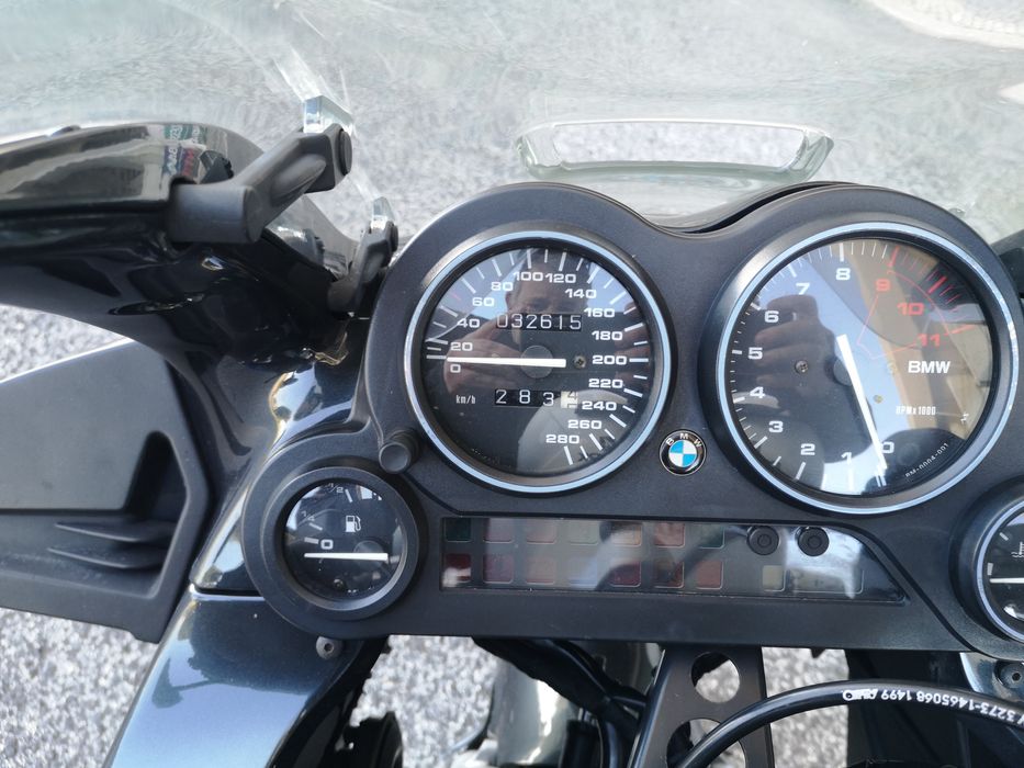 BMW K 1200 RS com check up feito na BMW