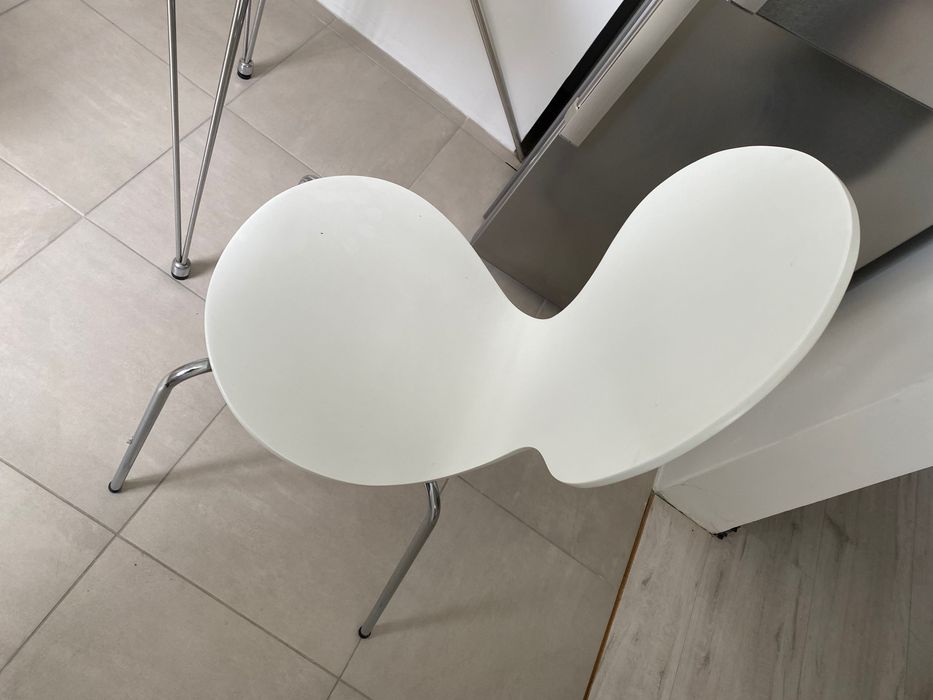 Стол jusk и 2стула