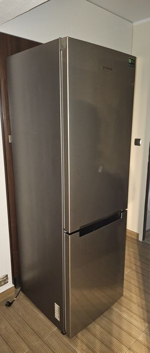 Sprzedam lodówkę  samsung