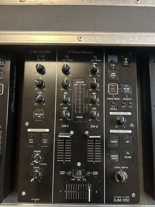 PIONEER DJM + CDJ 350 com Flightcase