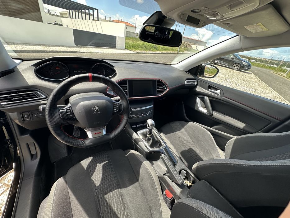 Peugeot 308 SW 1.6 HDi versão Style (120cv)