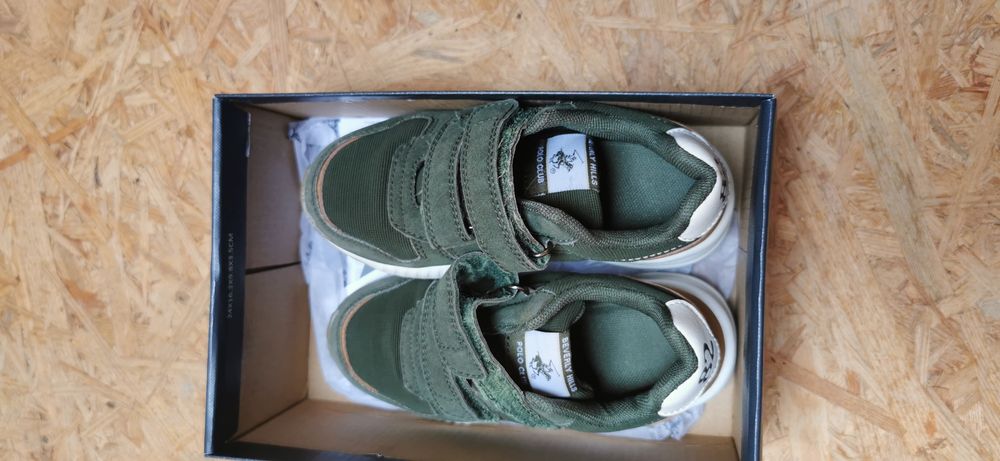 Buty sportowe dla bliźniaków