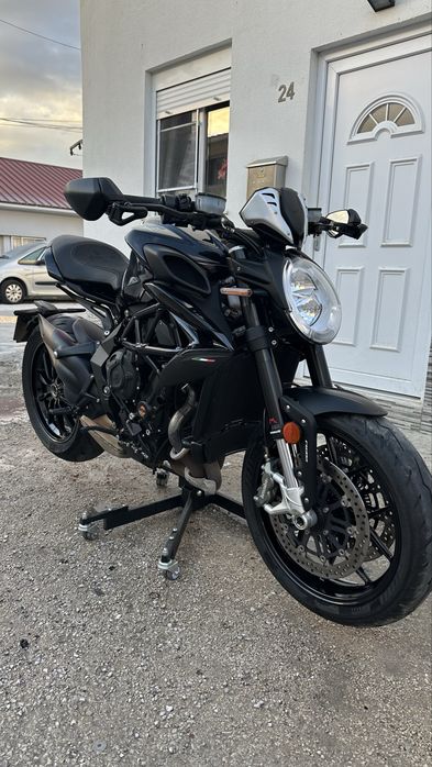 MV Agusta Dragster 800r 2025