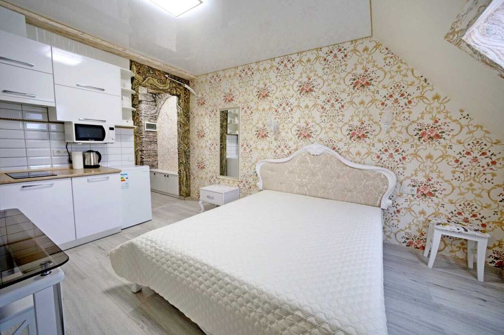 Апартаменти "Біля Ратуші" погодинно подобово.