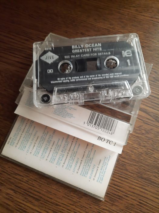 Касети  оригінальні  з записом.