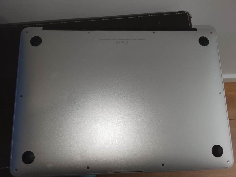 MacBook Air(2017, Intel)