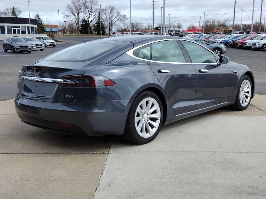 Tesla Model S 100D      2017