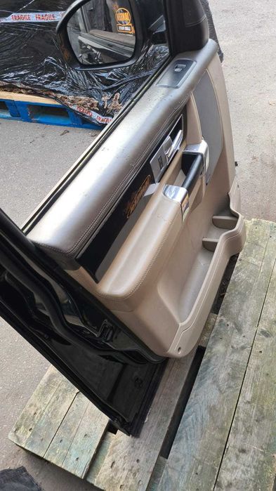 Land Rover Discovery 4 ou 3 Bancos 7 lugares Forras Portas 500€