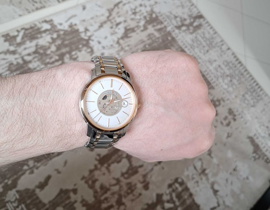 Механічний годинник з автозаводом Romanson