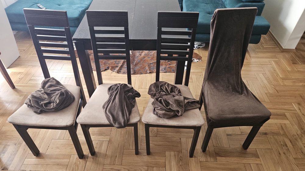 Stół rozkładany z 4 krzesłami 90x90 najdłuższy 240 cm